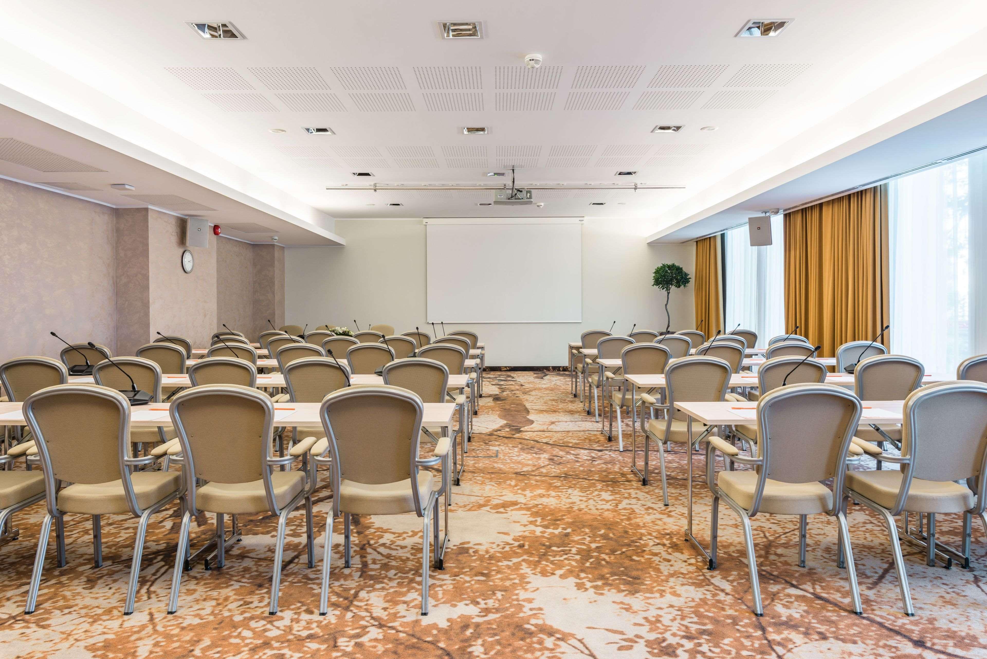Hotel Nordic Forum 4*