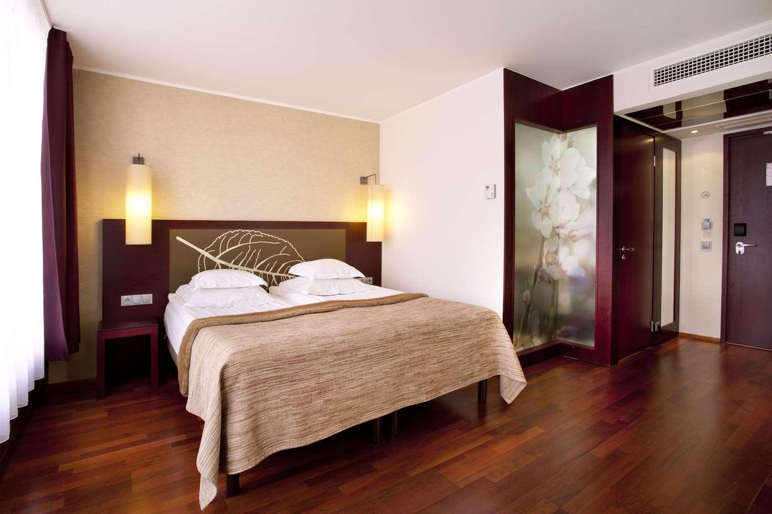 Nordic Forum Hotel 4*